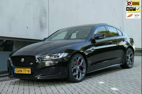 Annonce JAGUAR XE Essence 2015 d'occasion 