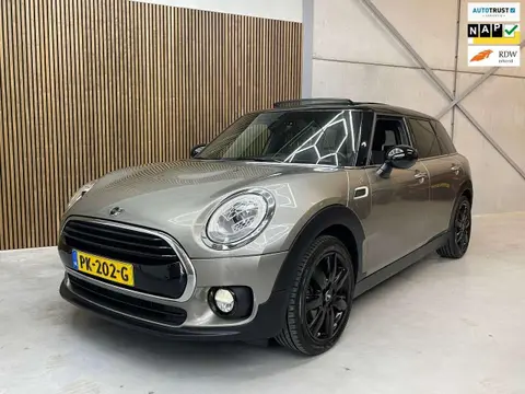 Used MINI COOPER Petrol 2017 Ad 