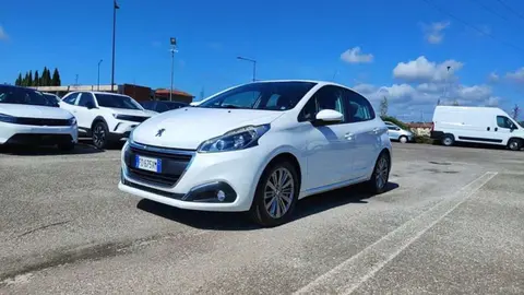 Used PEUGEOT 208 Petrol 2016 Ad 