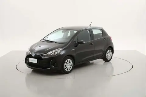 Used TOYOTA YARIS Hybrid 2019 Ad 