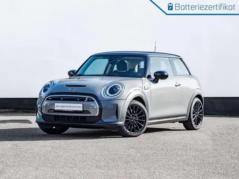 Used MINI COOPER Electric 2022 Ad Germany