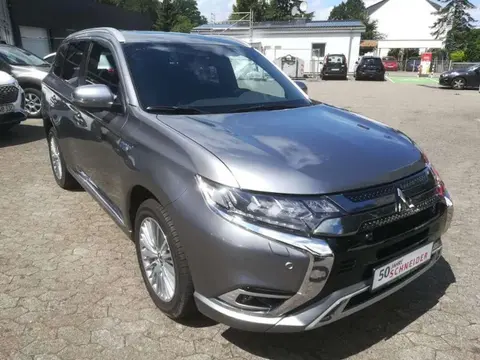 Used MITSUBISHI OUTLANDER Hybrid 2020 Ad 