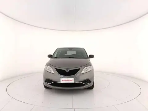 Annonce LANCIA YPSILON Essence 2016 d'occasion 