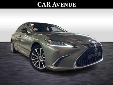 Used LEXUS ES Hybrid 2020 Ad Belgium