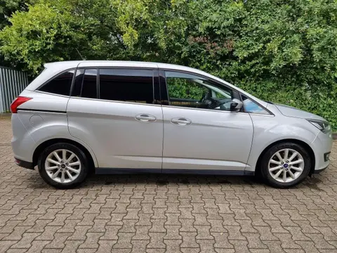 Used FORD GRAND C-MAX Petrol 2018 Ad 