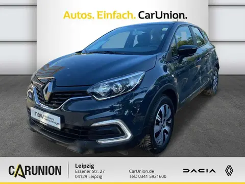 Used RENAULT CAPTUR Petrol 2019 Ad 