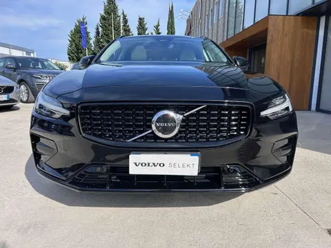 Used VOLVO V60 Hybrid 2023 Ad 