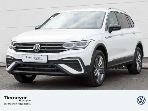 Used VOLKSWAGEN TIGUAN Petrol 2023 Ad 