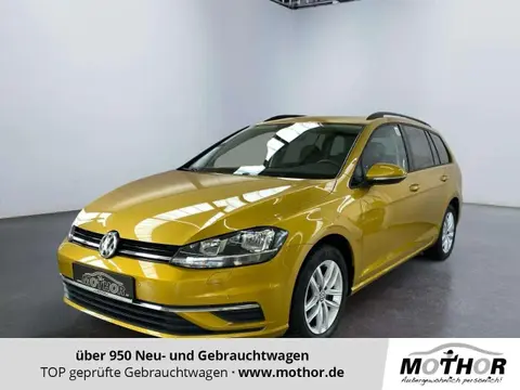 Used VOLKSWAGEN GOLF Petrol 2017 Ad 