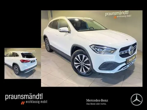 Used MERCEDES-BENZ CLASSE GLA Hybrid 2022 Ad 