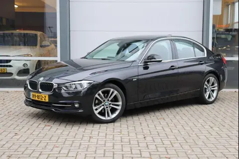 Used BMW SERIE 3 Petrol 2018 Ad 