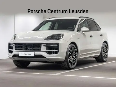 Used PORSCHE CAYENNE Hybrid 2024 Ad 