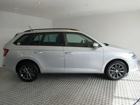 Annonce SKODA FABIA Essence 2020 d'occasion 