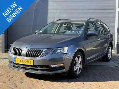 Annonce SKODA OCTAVIA Essence 2019 d'occasion 