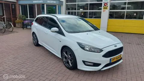 Annonce FORD FOCUS Essence 2017 d'occasion 