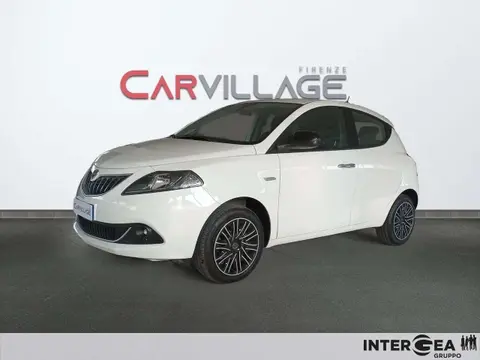 Used LANCIA YPSILON Hybrid 2022 Ad 