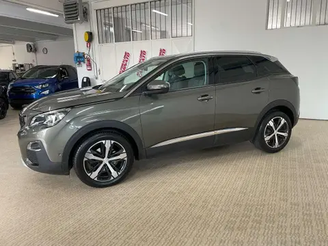 Used PEUGEOT 3008 Petrol 2018 Ad 