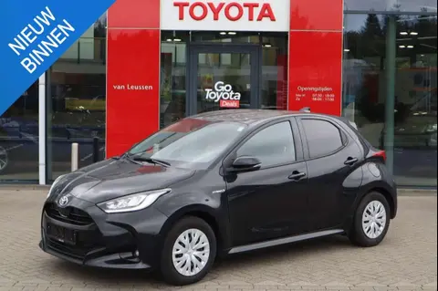 Used TOYOTA YARIS Hybrid 2021 Ad 