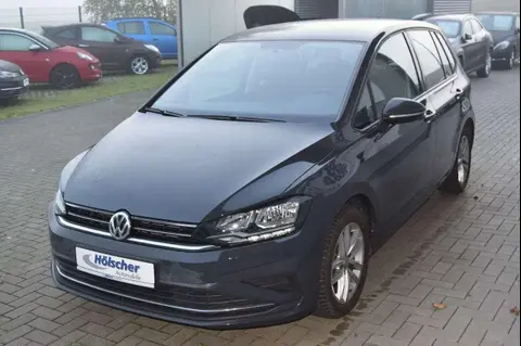 Used VOLKSWAGEN GOLF Petrol 2019 Ad 