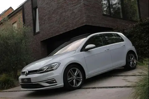 Used VOLKSWAGEN GOLF Diesel 2017 Ad Belgium