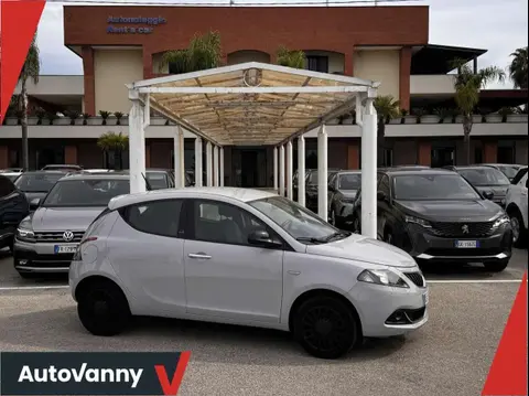 Annonce LANCIA YPSILON Hybride 2021 d'occasion 