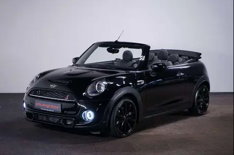 Annonce MINI COOPER Essence 2021 d'occasion Allemagne