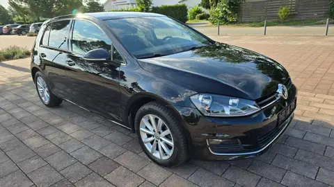 Used VOLKSWAGEN GOLF Petrol 2015 Ad 