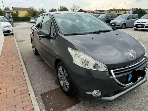 Used PEUGEOT 208 Petrol 2015 Ad 