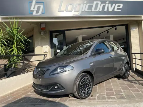 Annonce LANCIA YPSILON Hybride 2022 d'occasion 