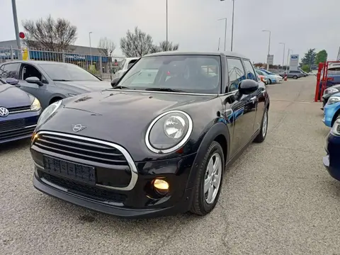 Used MINI COOPER Petrol 2018 Ad 