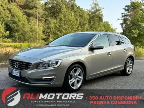 Annonce VOLVO V60 Diesel 2016 d'occasion 