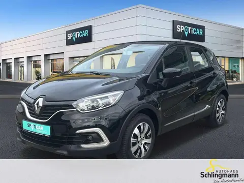 Used RENAULT CAPTUR Petrol 2018 Ad 