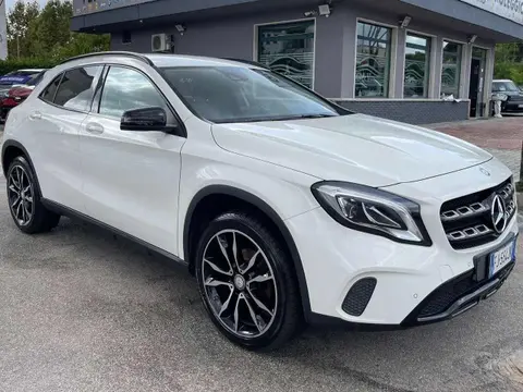 Annonce MERCEDES-BENZ CLASSE GLA Diesel 2017 d'occasion 