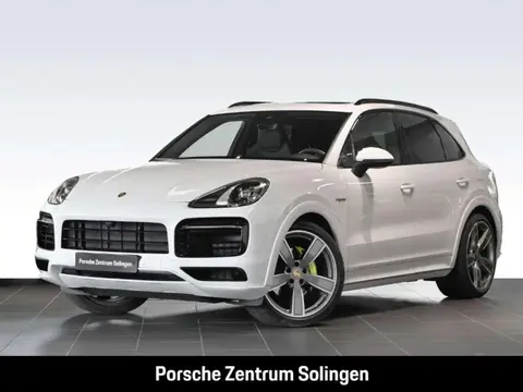 Used PORSCHE CAYENNE Hybrid 2023 Ad 