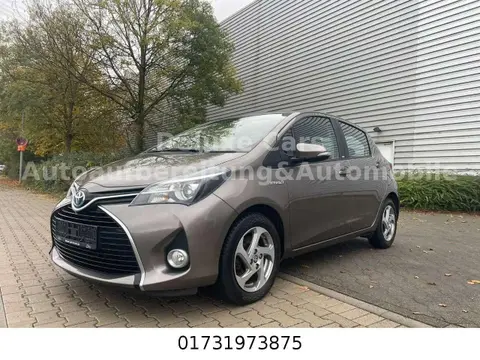 Used TOYOTA YARIS Hybrid 2016 Ad 