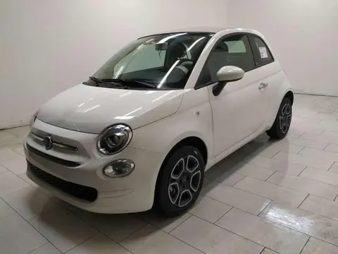 Used FIAT 500C Hybrid 2023 Ad 