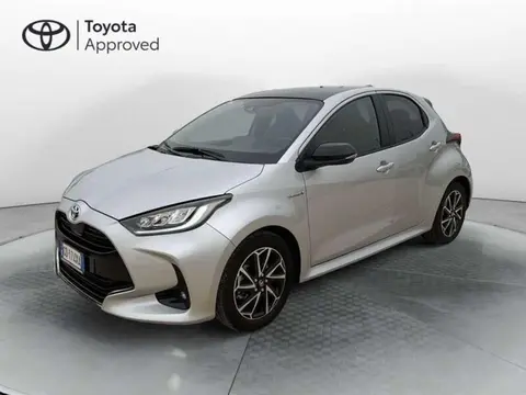 Used TOYOTA YARIS Hybrid 2021 Ad 