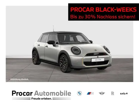 Used MINI COOPER Petrol 2024 Ad 