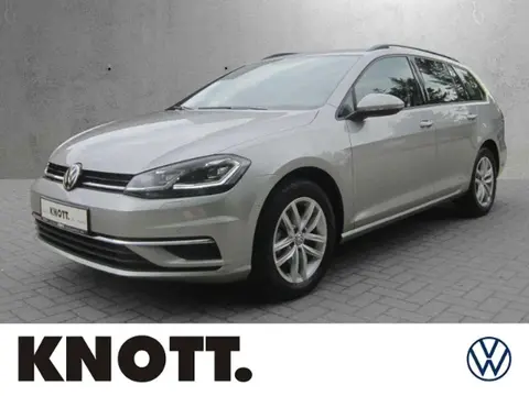 Used VOLKSWAGEN GOLF Petrol 2018 Ad 