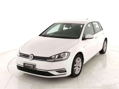 Used VOLKSWAGEN GOLF  2018 Ad 