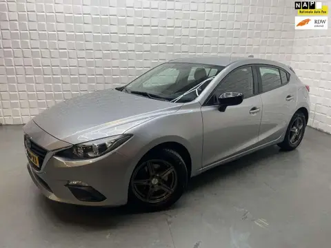 Annonce MAZDA 3 Essence 2015 d'occasion 