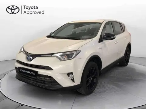 Used TOYOTA RAV4 Hybrid 2018 Ad 