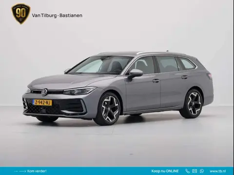 Annonce VOLKSWAGEN PASSAT Essence 2024 d'occasion 