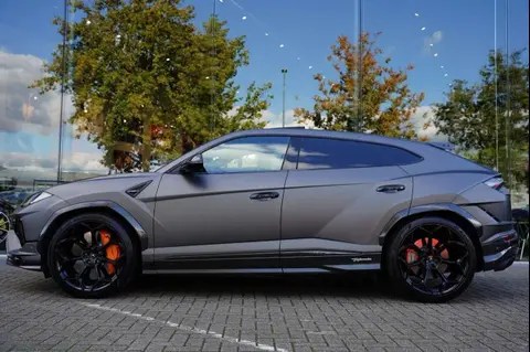 Used LAMBORGHINI URUS Petrol 2023 Ad 