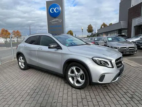 Used MERCEDES-BENZ CLASSE GLA Petrol 2017 Ad 