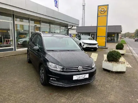 Used VOLKSWAGEN TOURAN Petrol 2018 Ad 