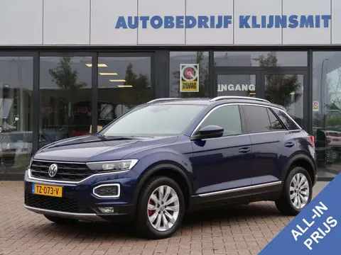 Annonce VOLKSWAGEN T-ROC Essence 2018 d'occasion 