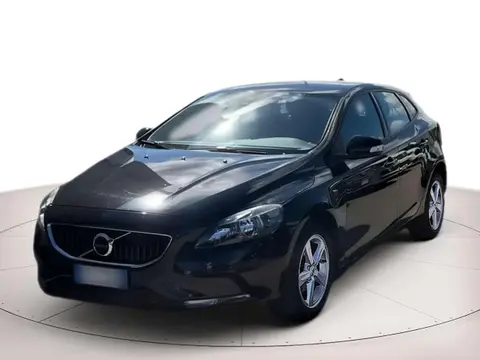 Used VOLVO V40 Diesel 2018 Ad 