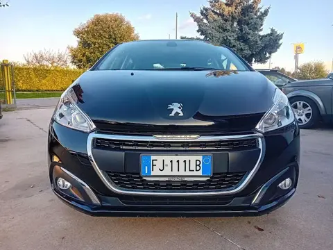 Used PEUGEOT 208 Petrol 2017 Ad 