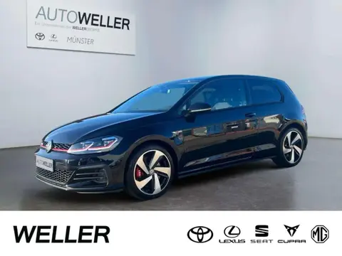 Used VOLKSWAGEN GOLF Petrol 2017 Ad 